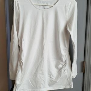 Maternity cinched sides top